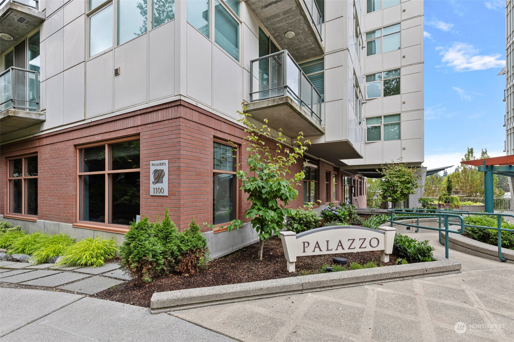 1100 106th Avenue NE Unit: 601