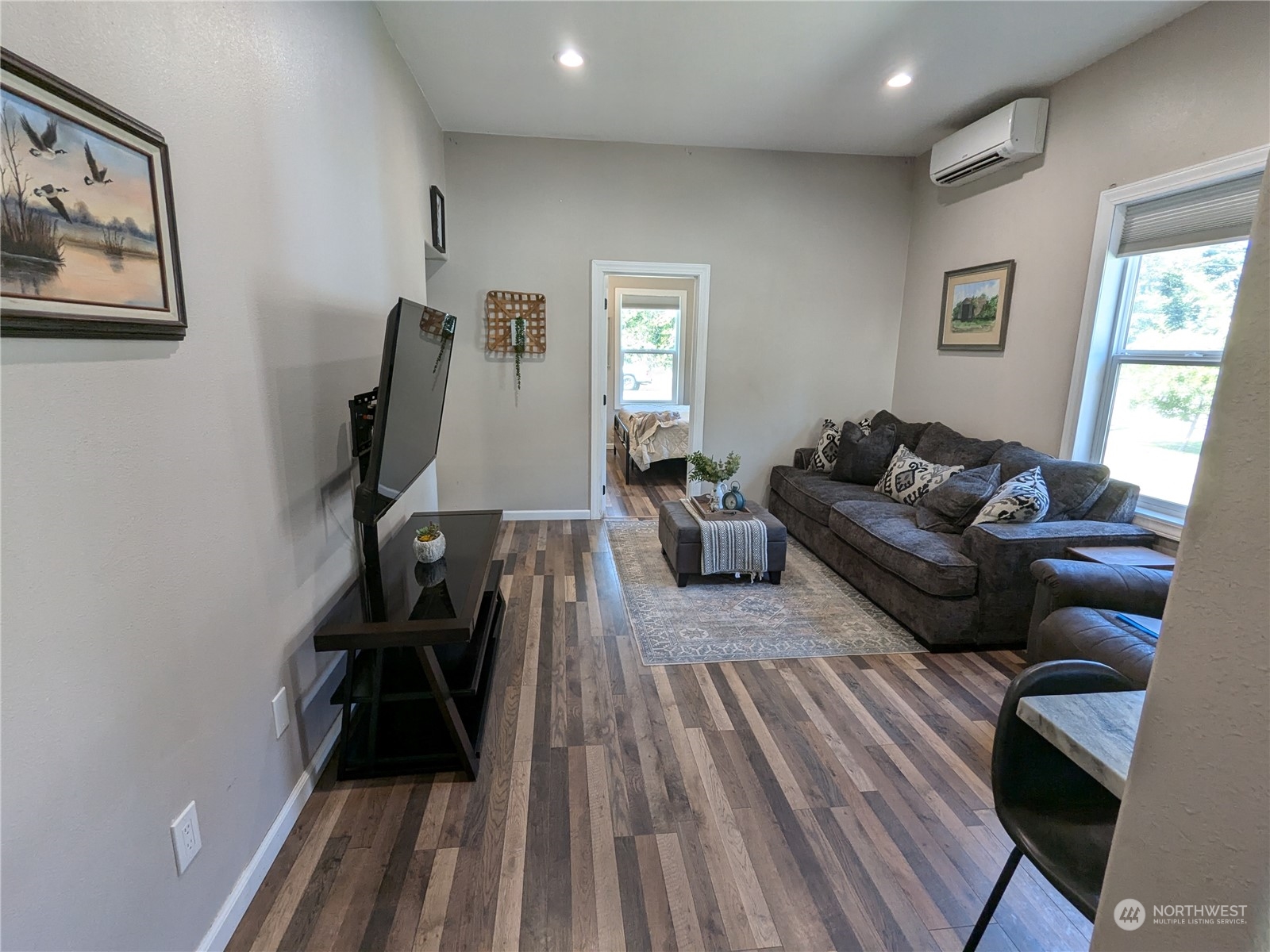 13913 State Route 165 E