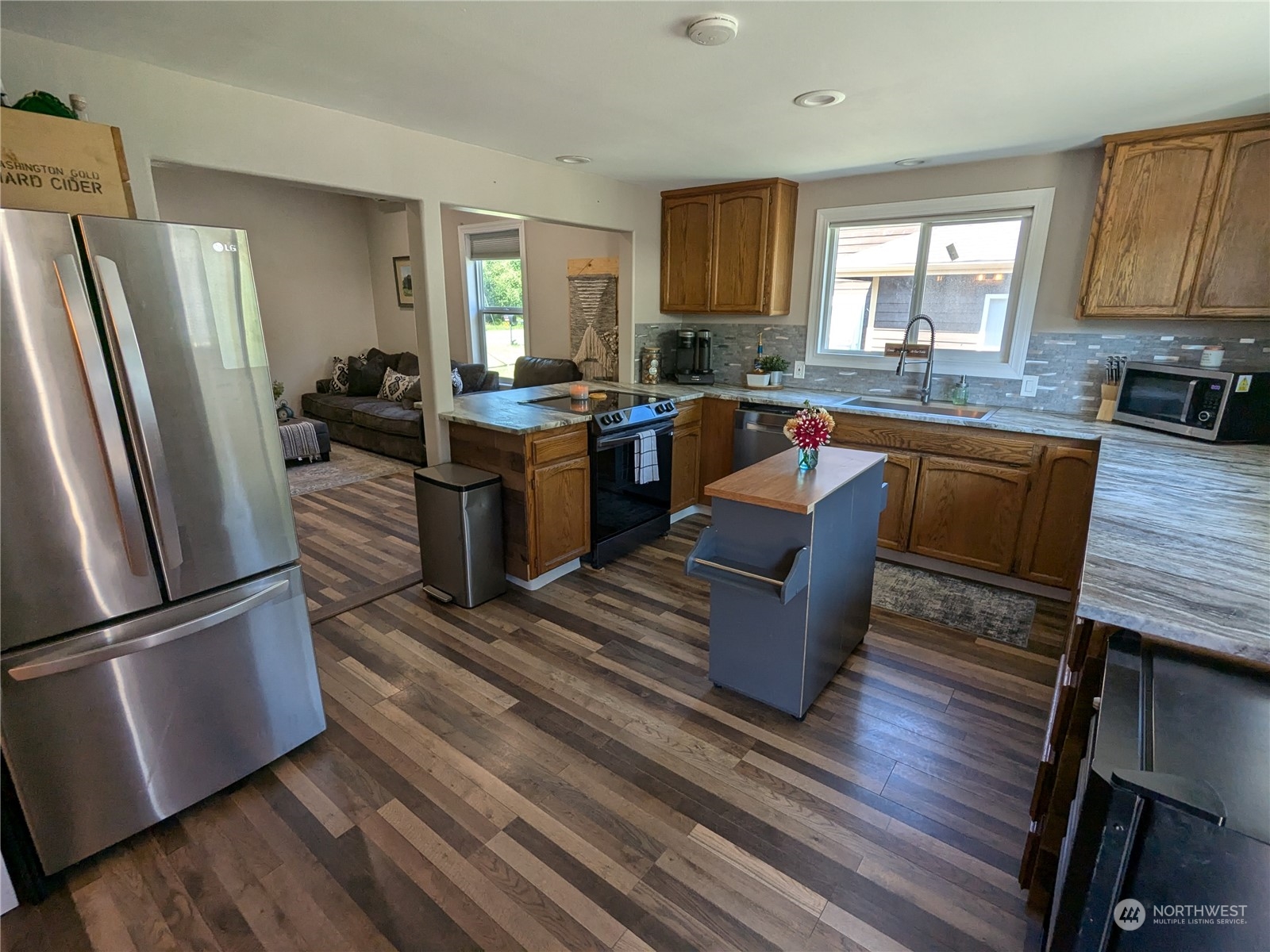 13913 State Route 165 E
