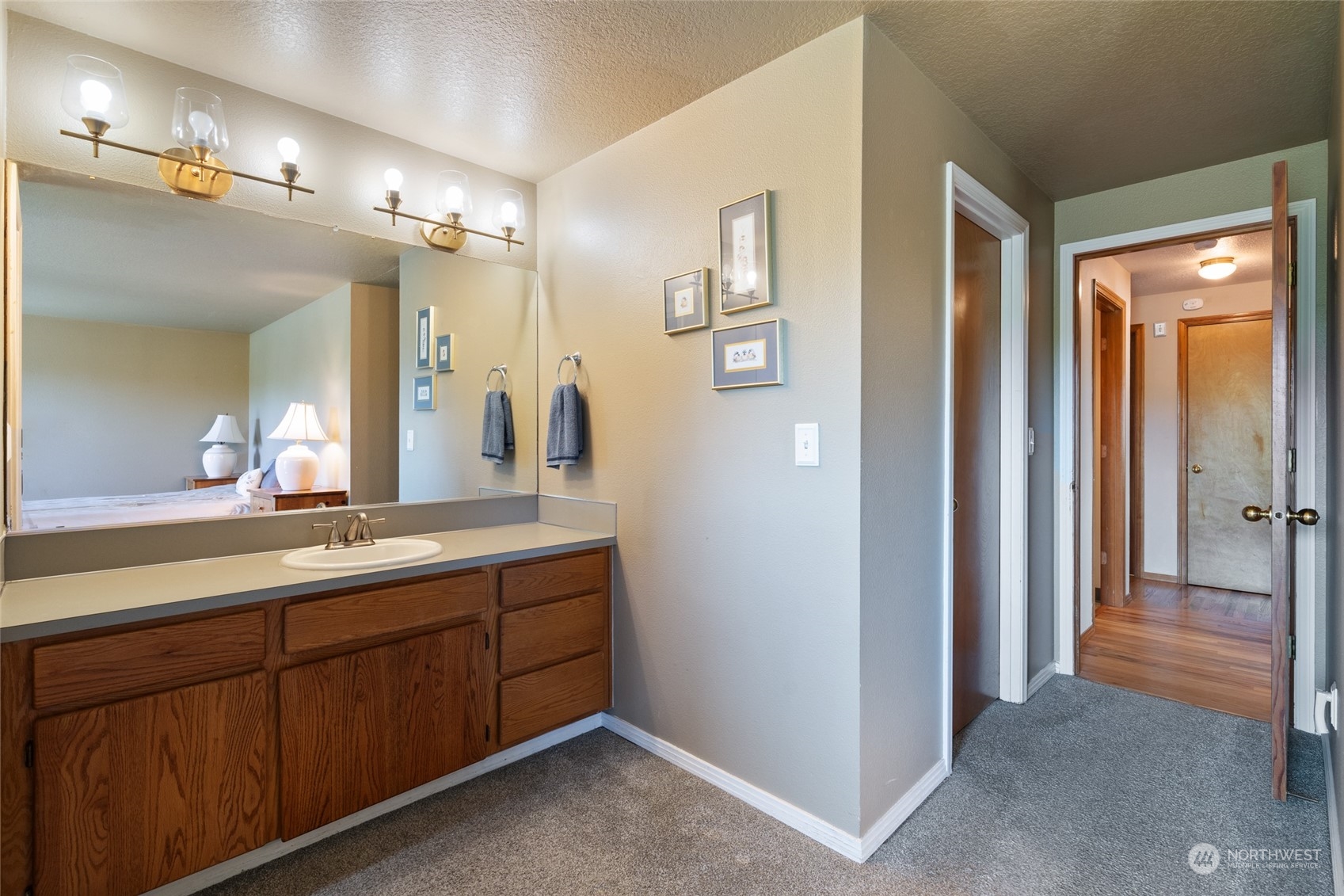 10517 NE 84th Street