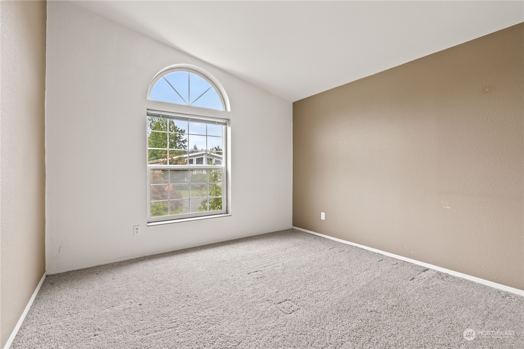 14616 44th Avenue NW Unit: 135