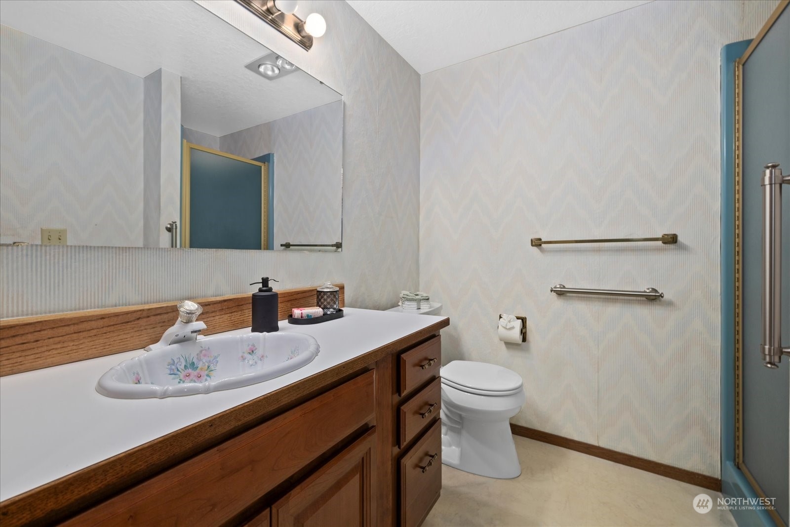 8405 55th Avenue NE Unit: 16