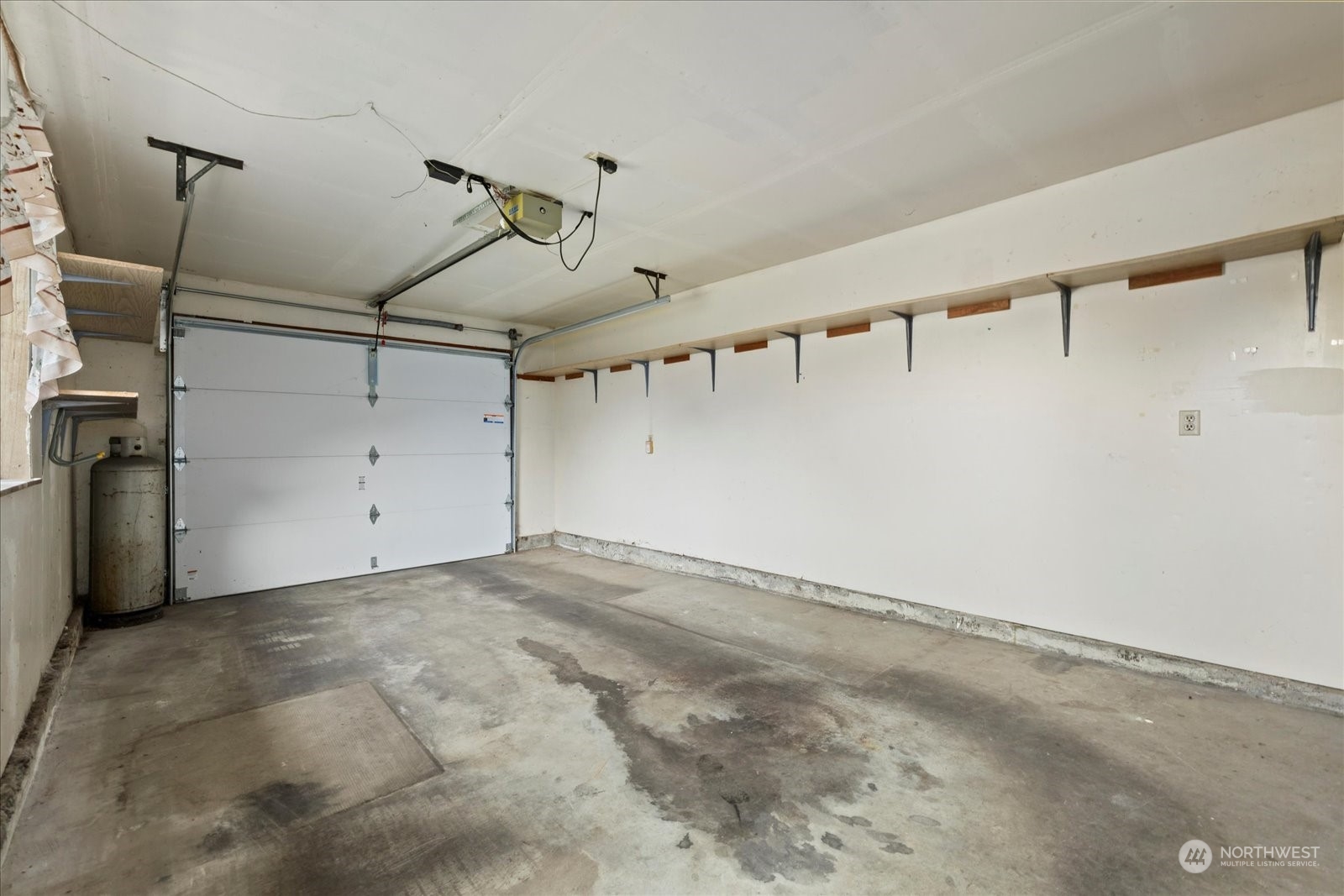 8405 55th Avenue NE Unit: 16