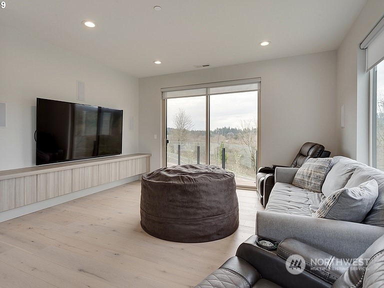 9999 Lauridsen DR