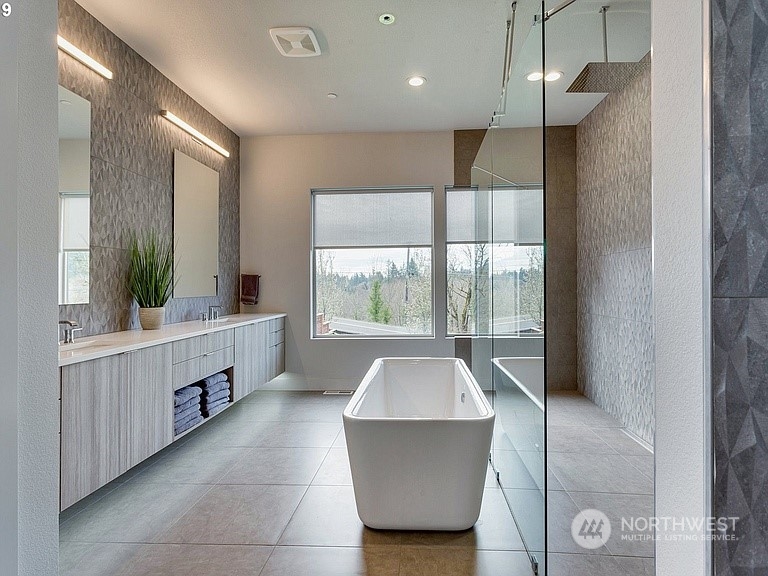9999 Lauridsen DR