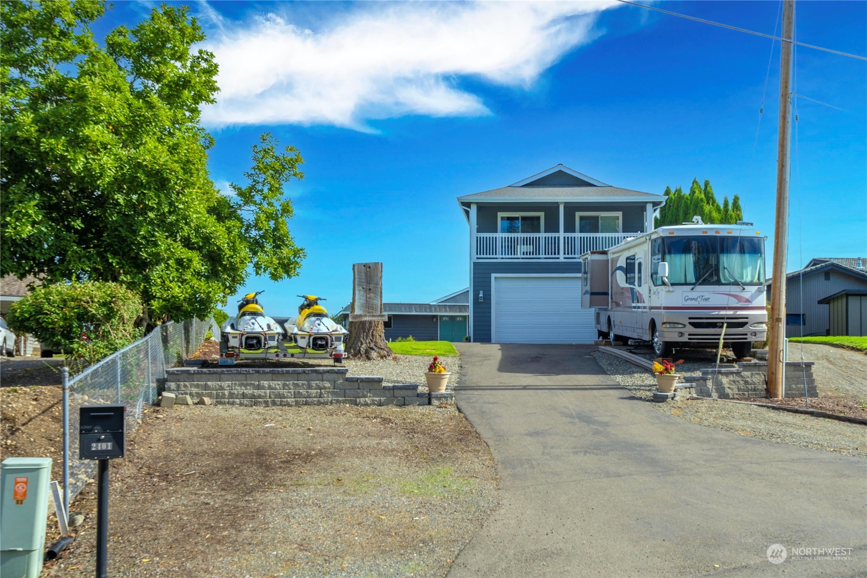 2401 Tacoma Point Drive E