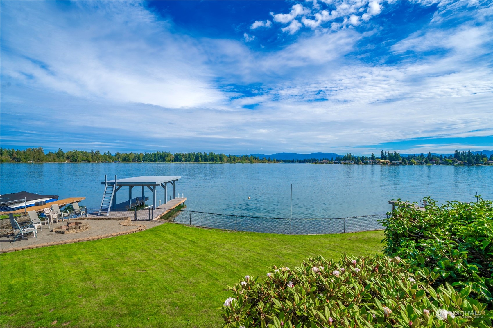 2401 Tacoma Point Drive E