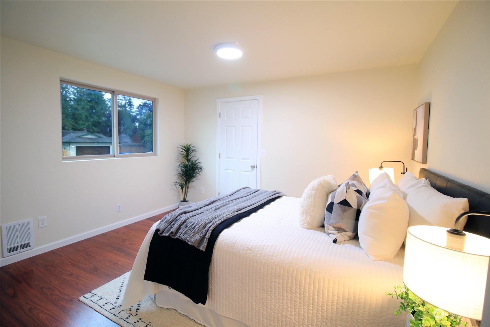11010 30th Drive SE