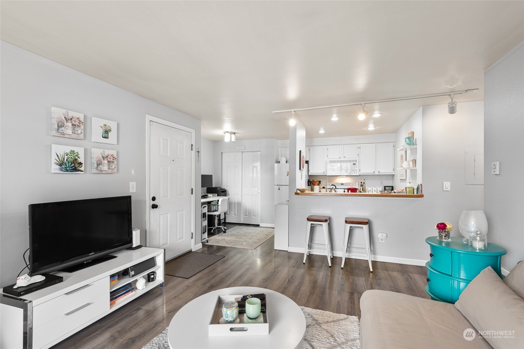 22810 S 30th Ave Unit: C203