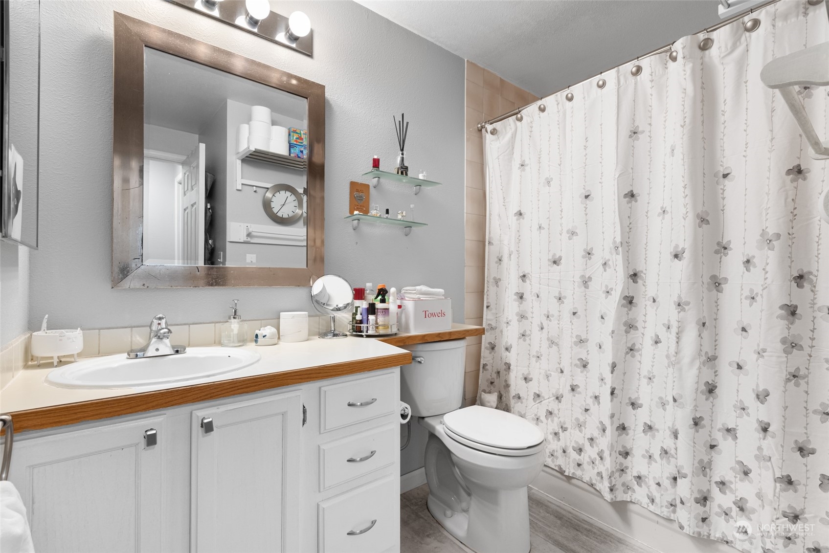 22810 S 30th Ave Unit: C203