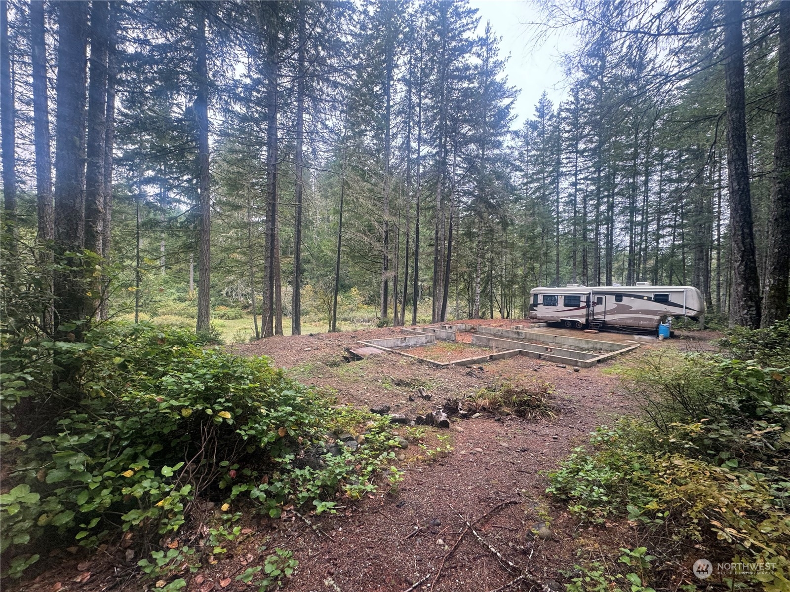 3285 Gold Creek Road W