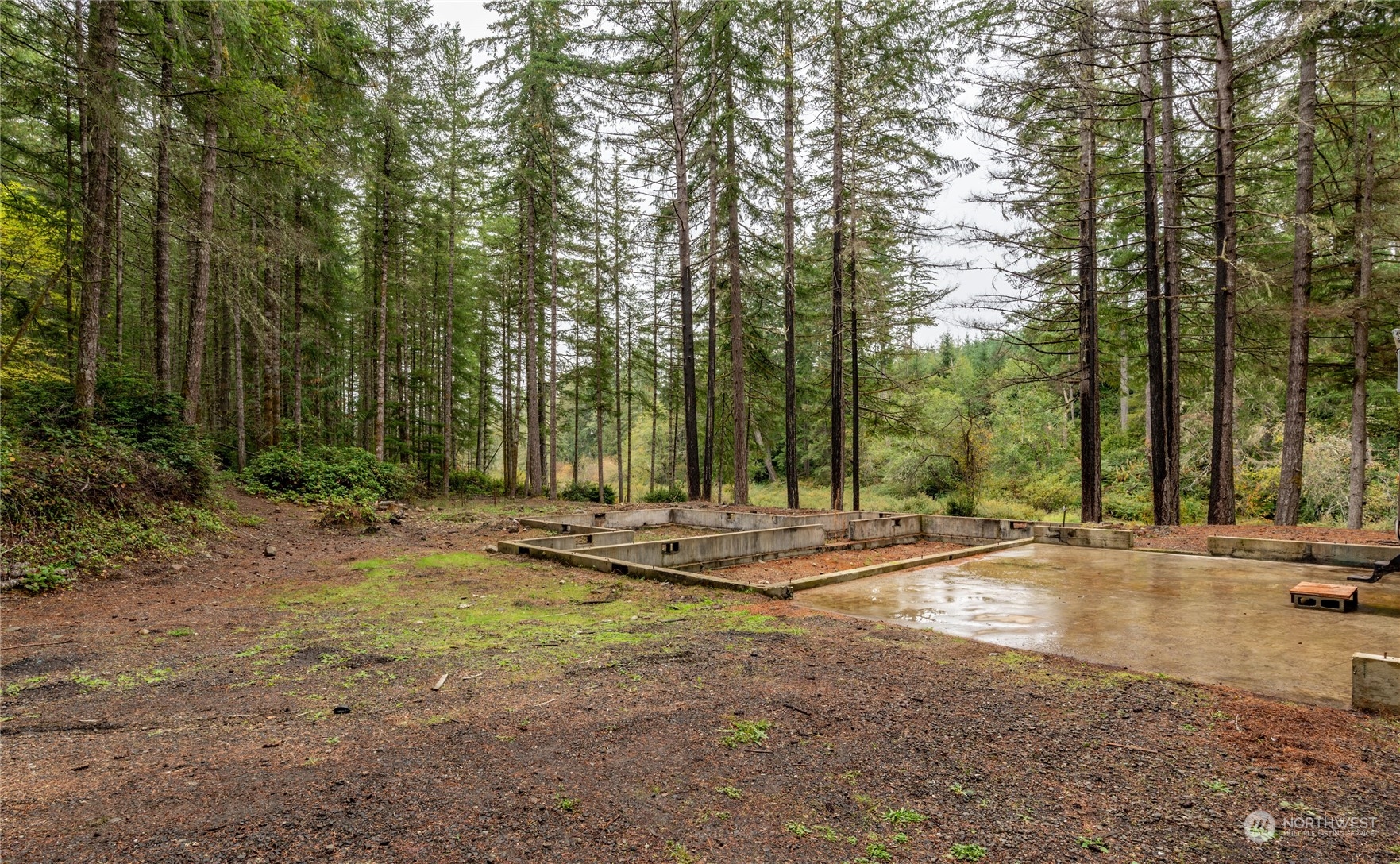 3285 Gold Creek Road W