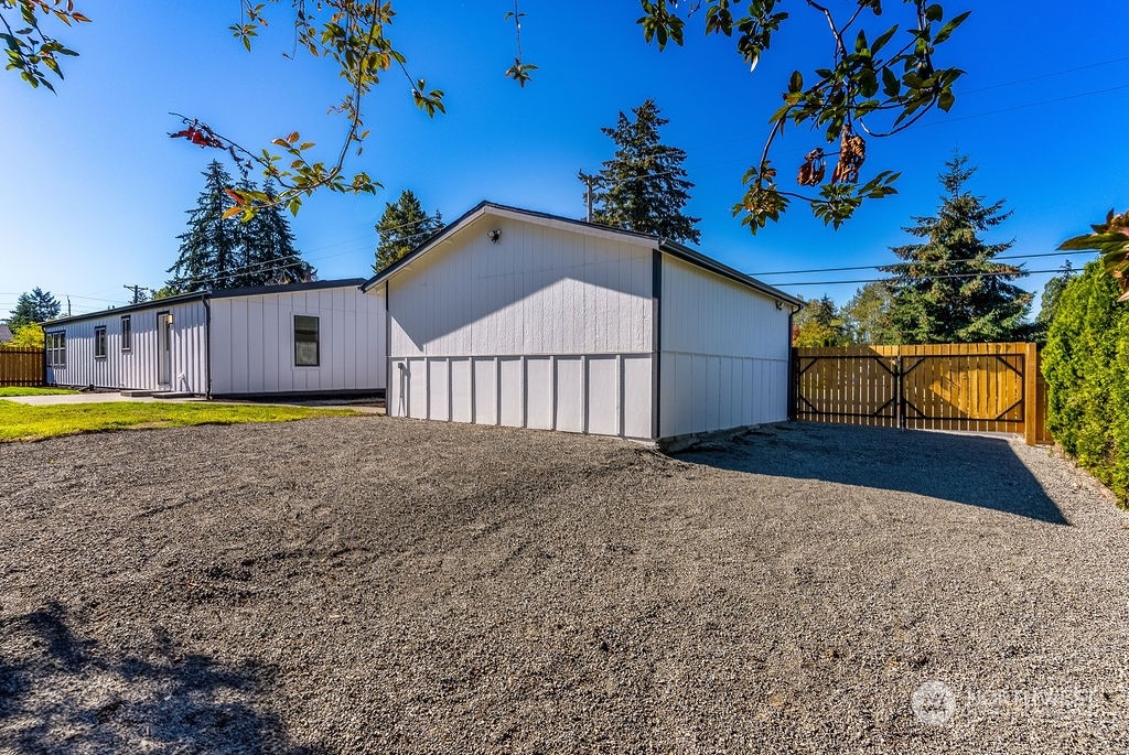 2009 78th Street Ct E