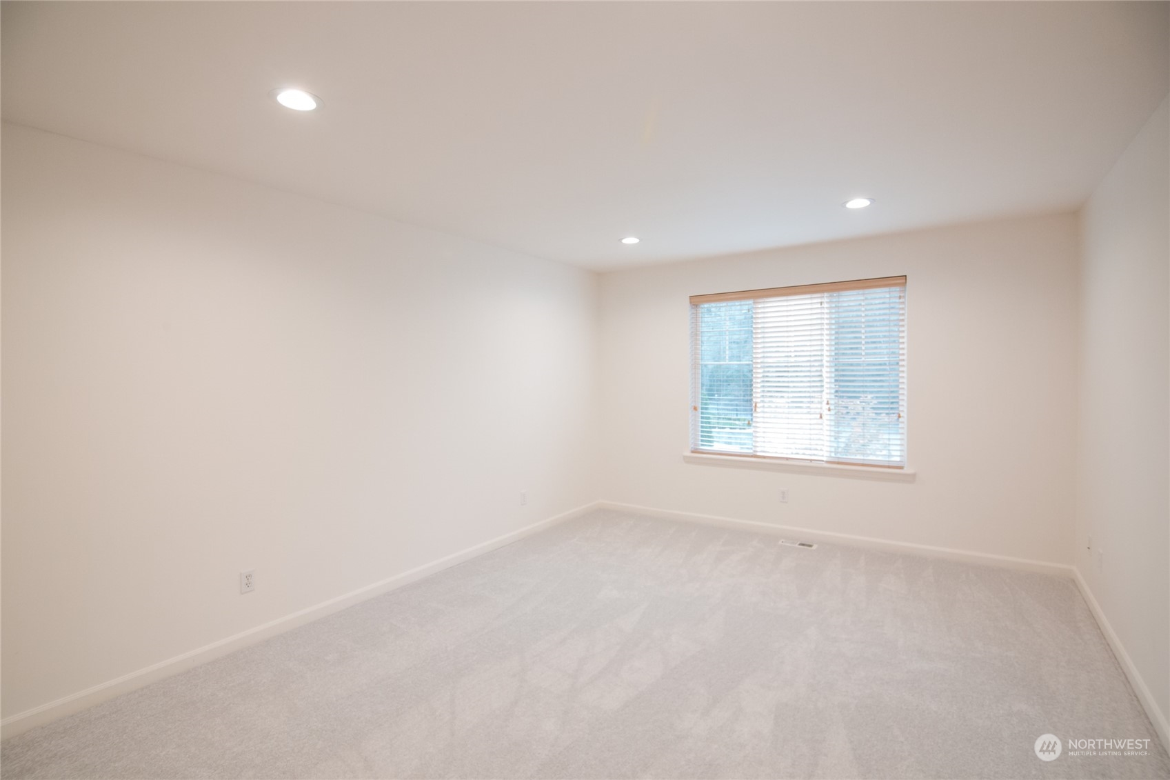 21203 39th Pl W