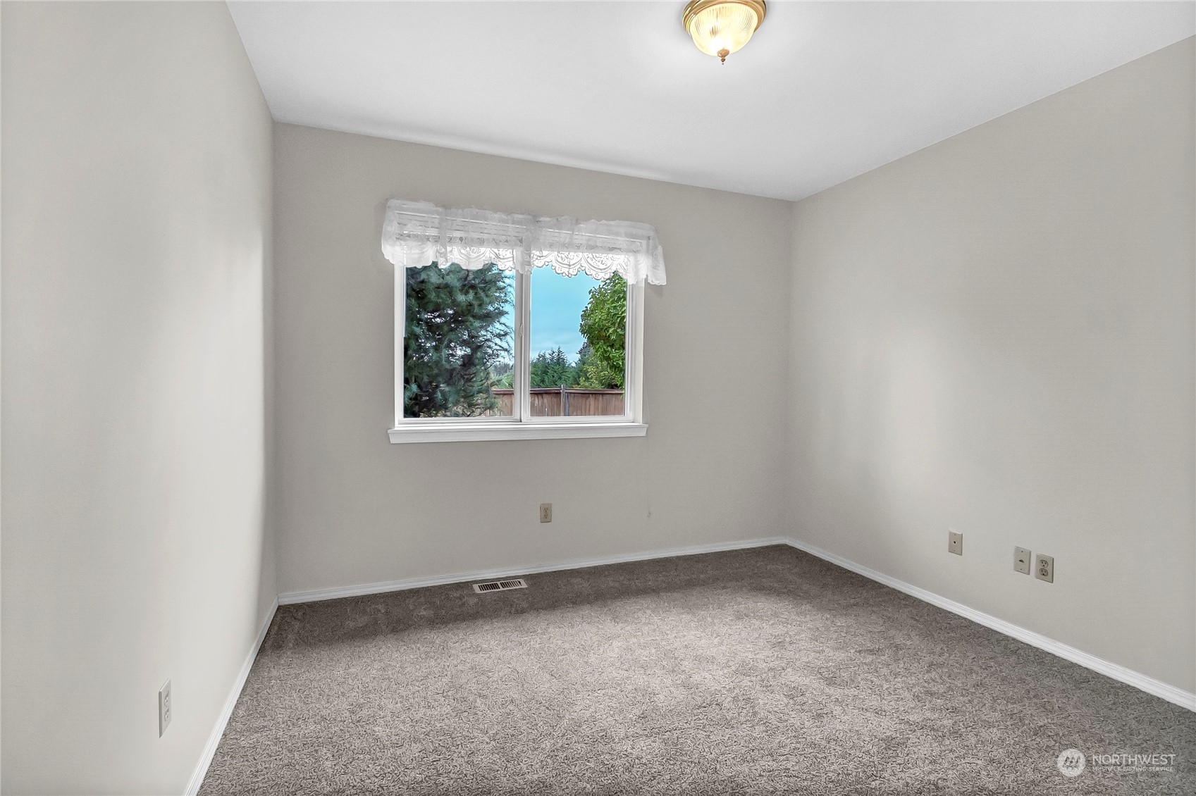 12810 68th Avenue E Unit: 1