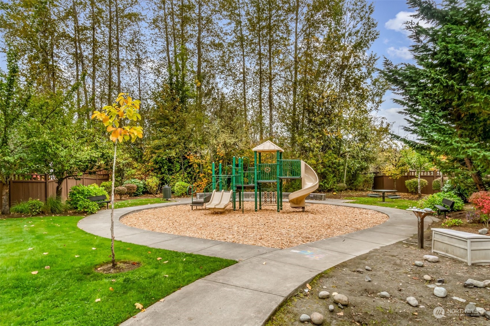 18330 39th Drive SE Unit: 90