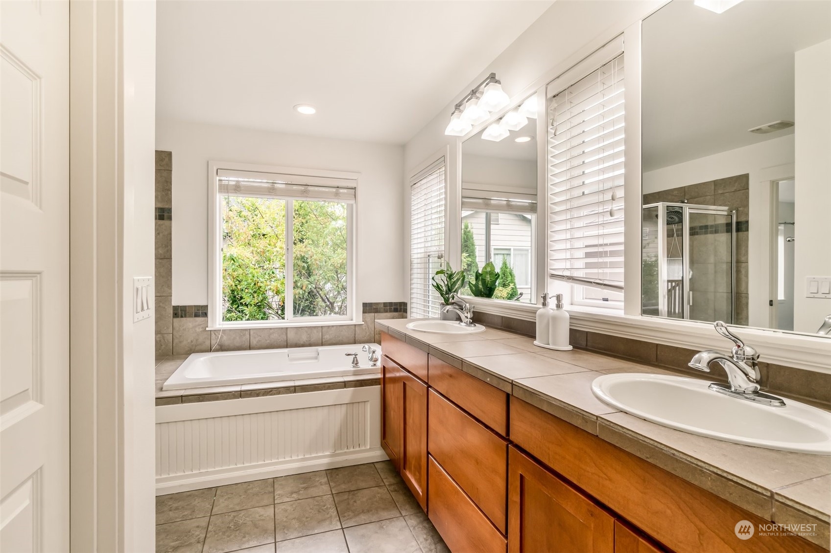 18330 39th Drive SE Unit: 90