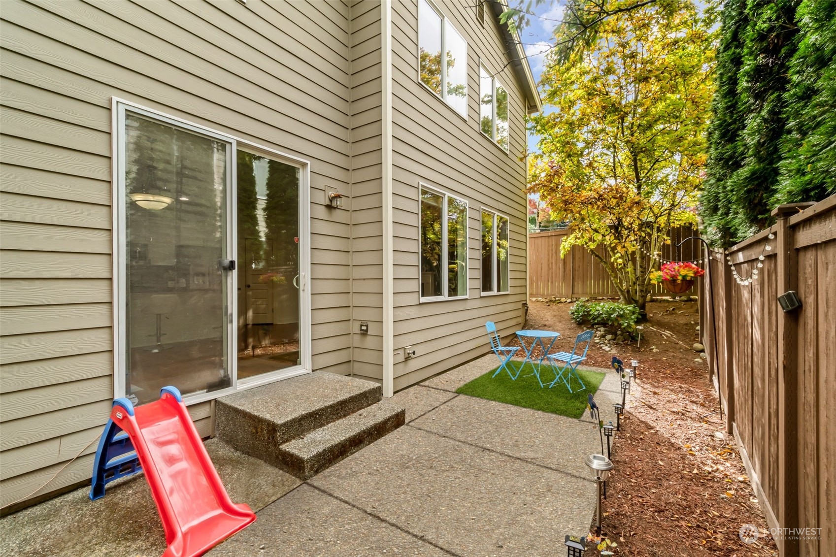 18330 39th Drive SE Unit: 90