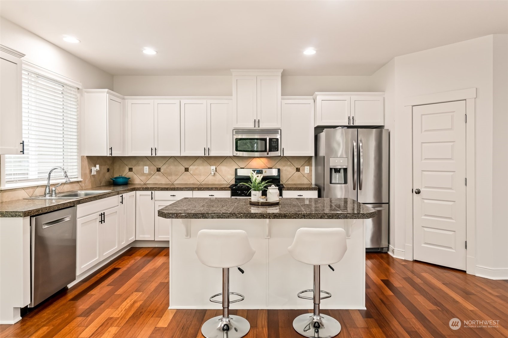 18330 39th Drive SE Unit: 90