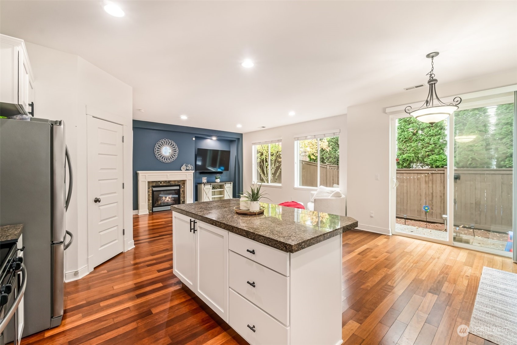 18330 39th Drive SE Unit: 90