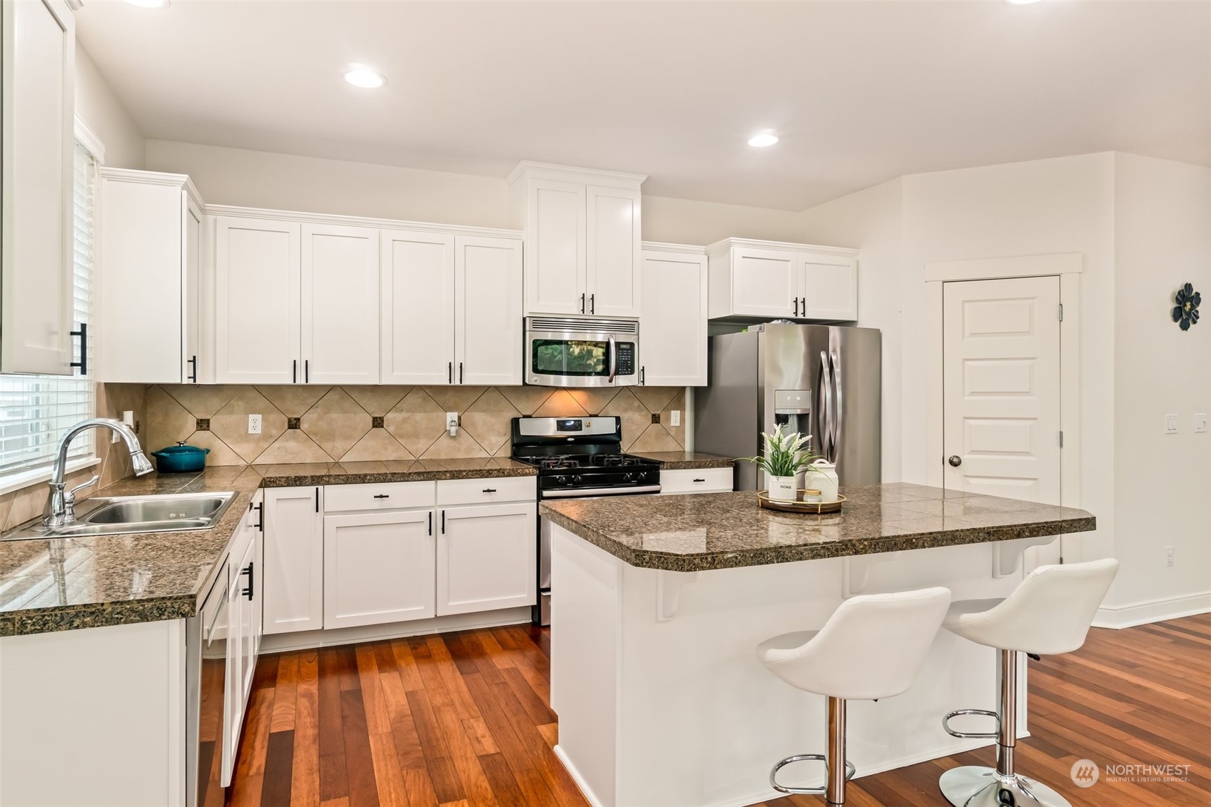 18330 39th Drive SE Unit: 90