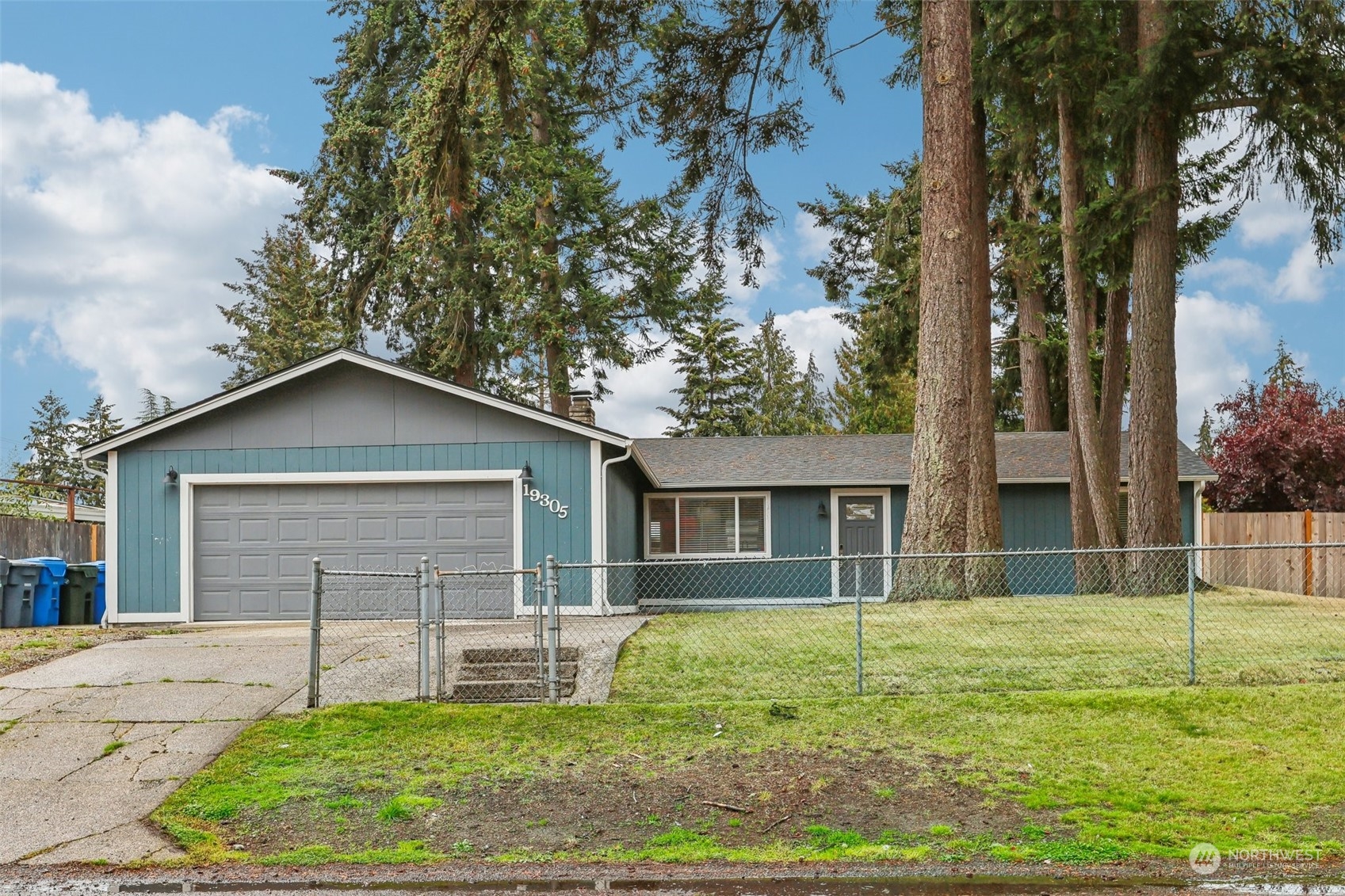 19305 Crescent Drive E