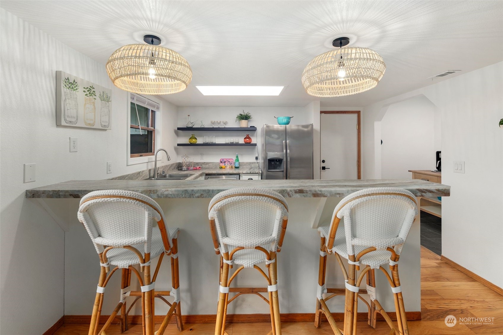9902 Zircon Drive SW