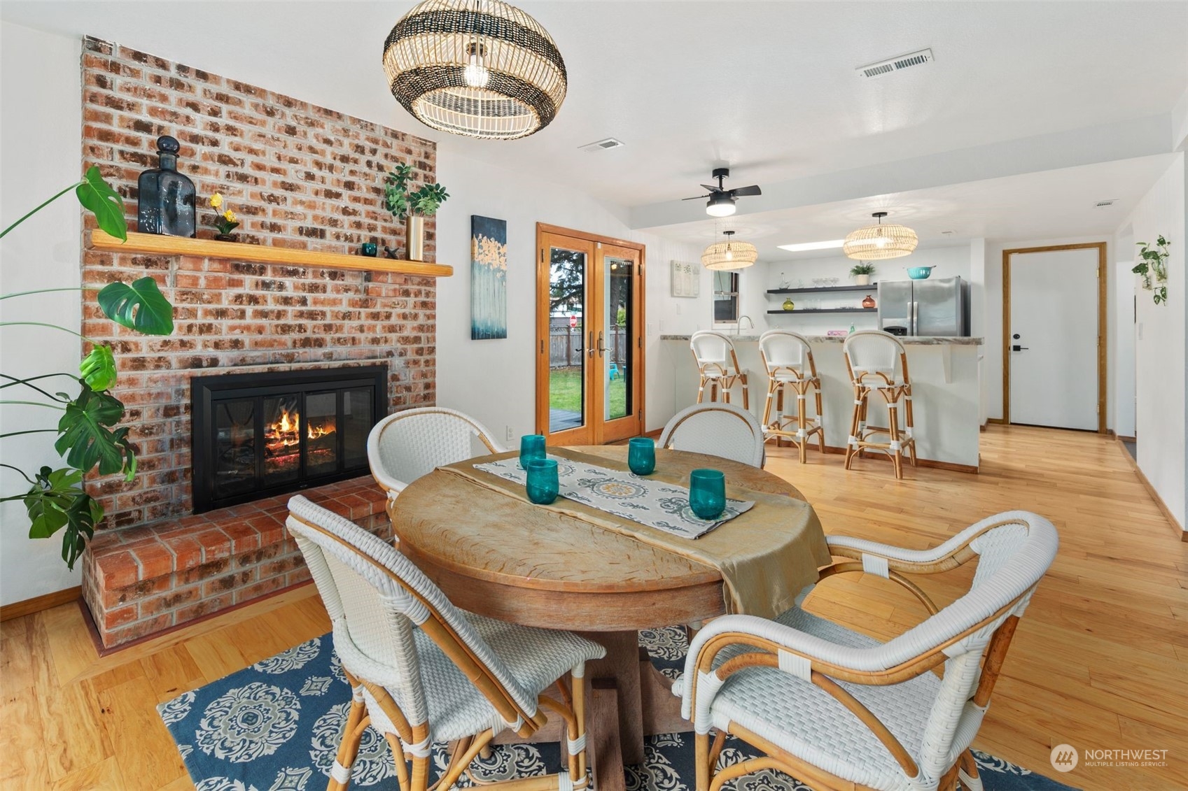9902 Zircon Drive SW