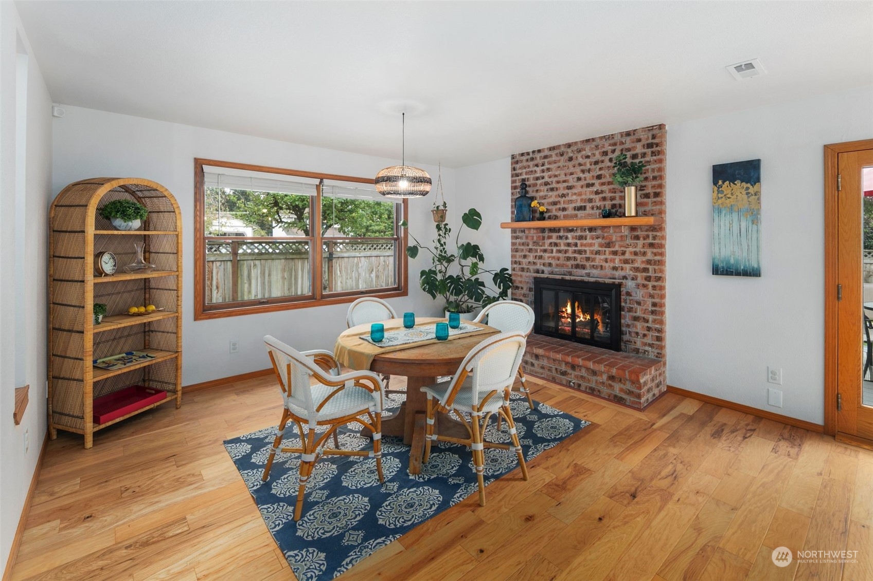 9902 Zircon Drive SW