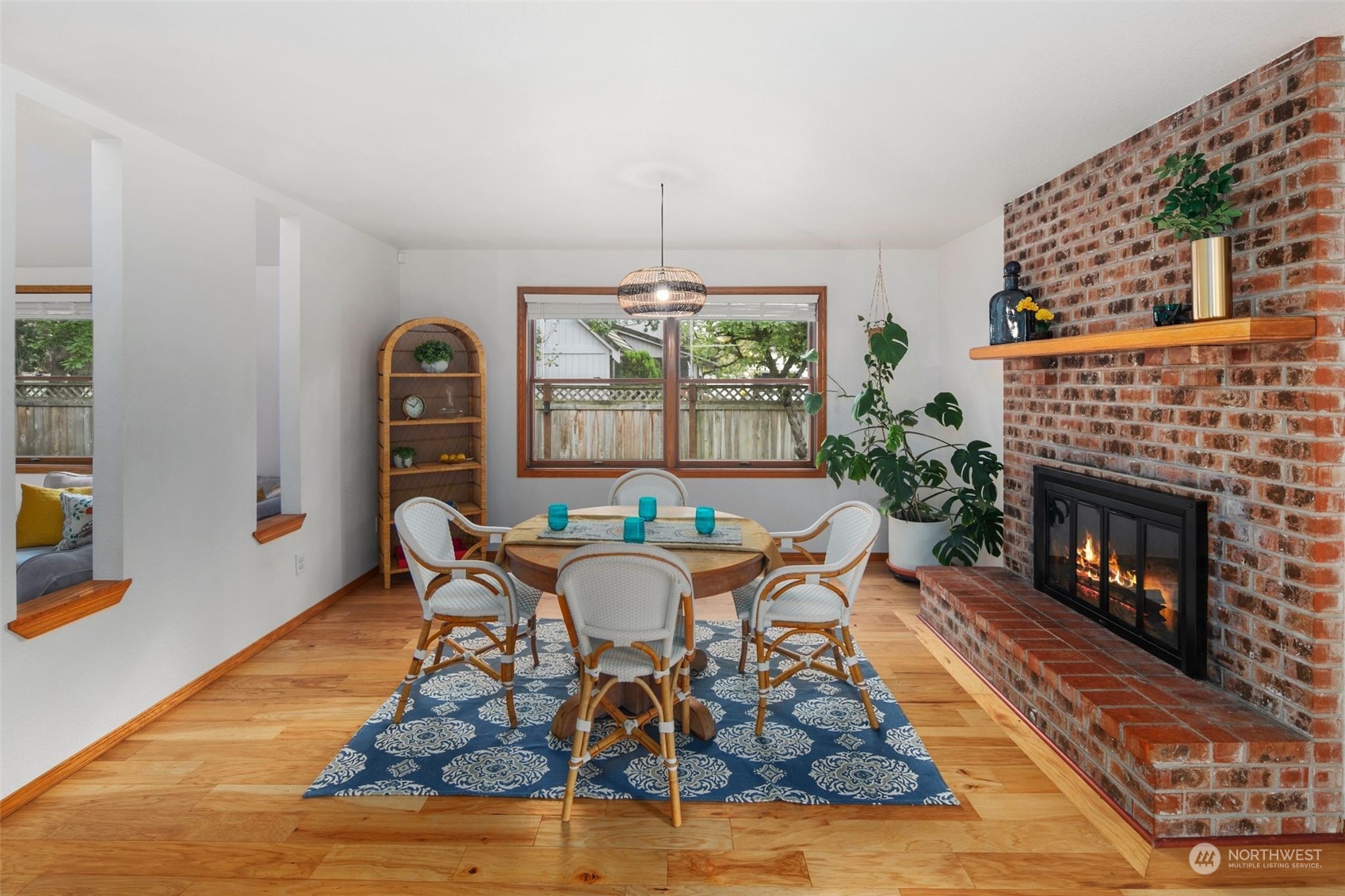 9902 Zircon Drive SW