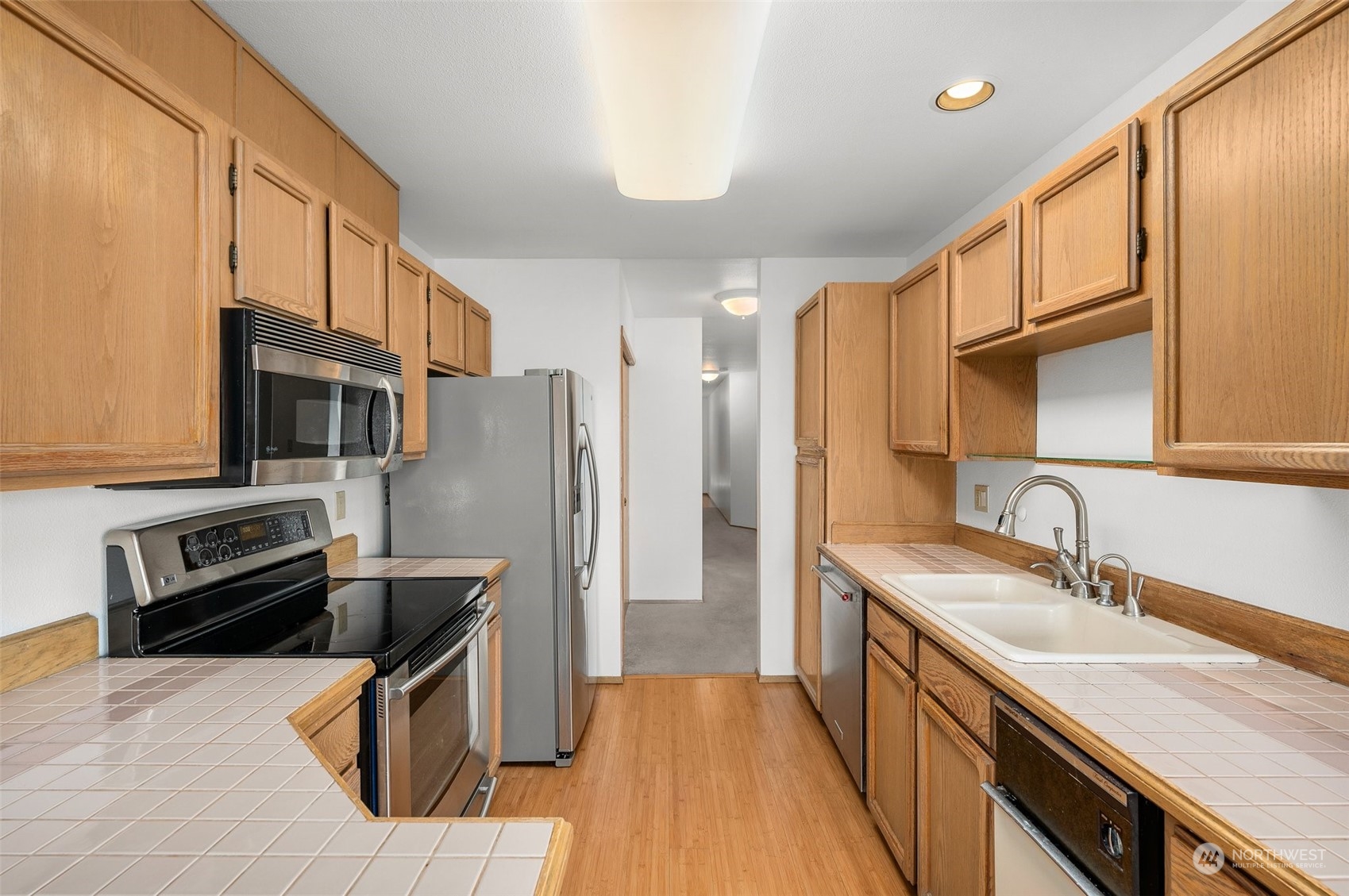1526 Alki Avenue SW Unit: 201