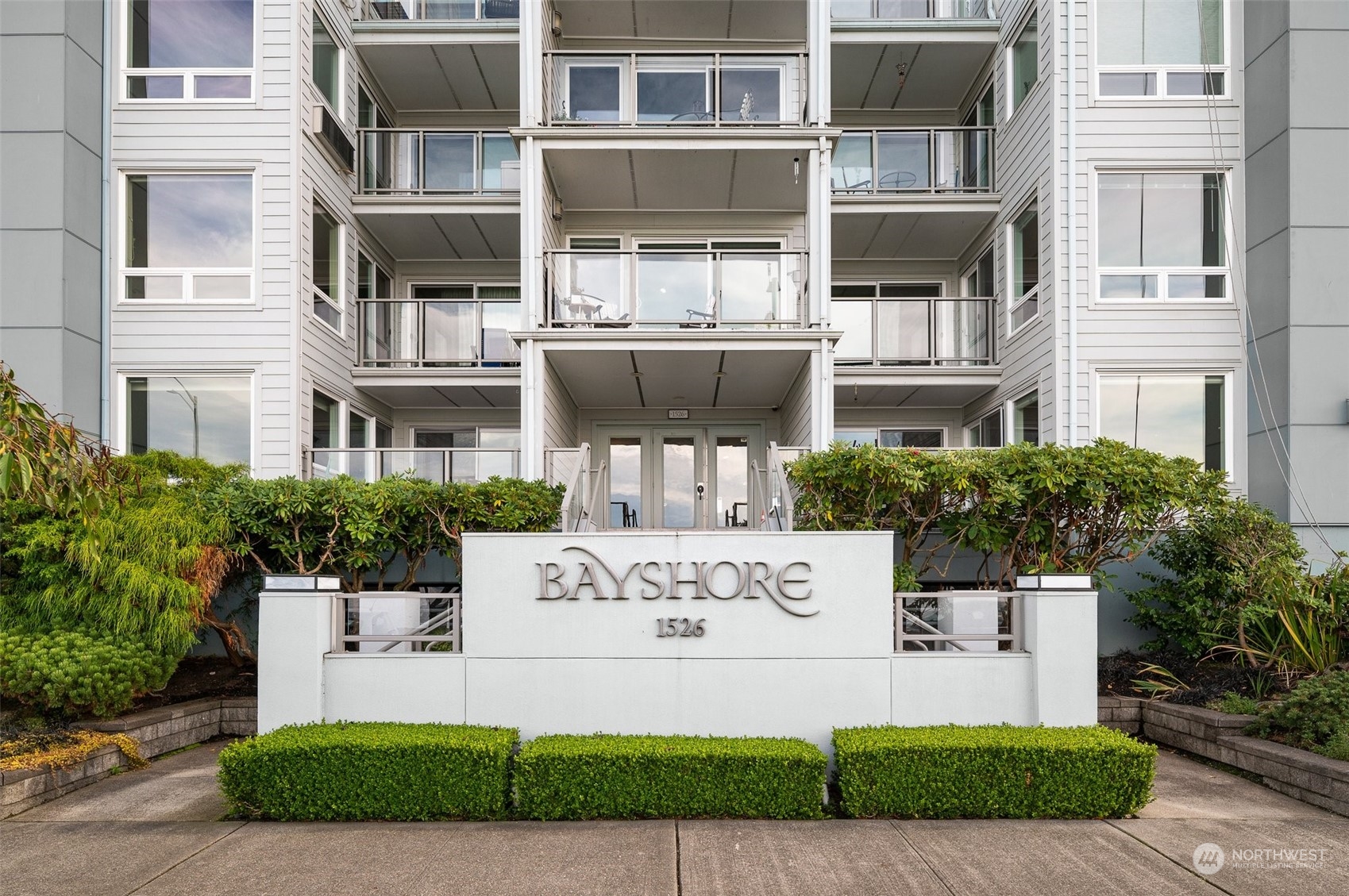 1526 Alki Avenue SW Unit: 201
