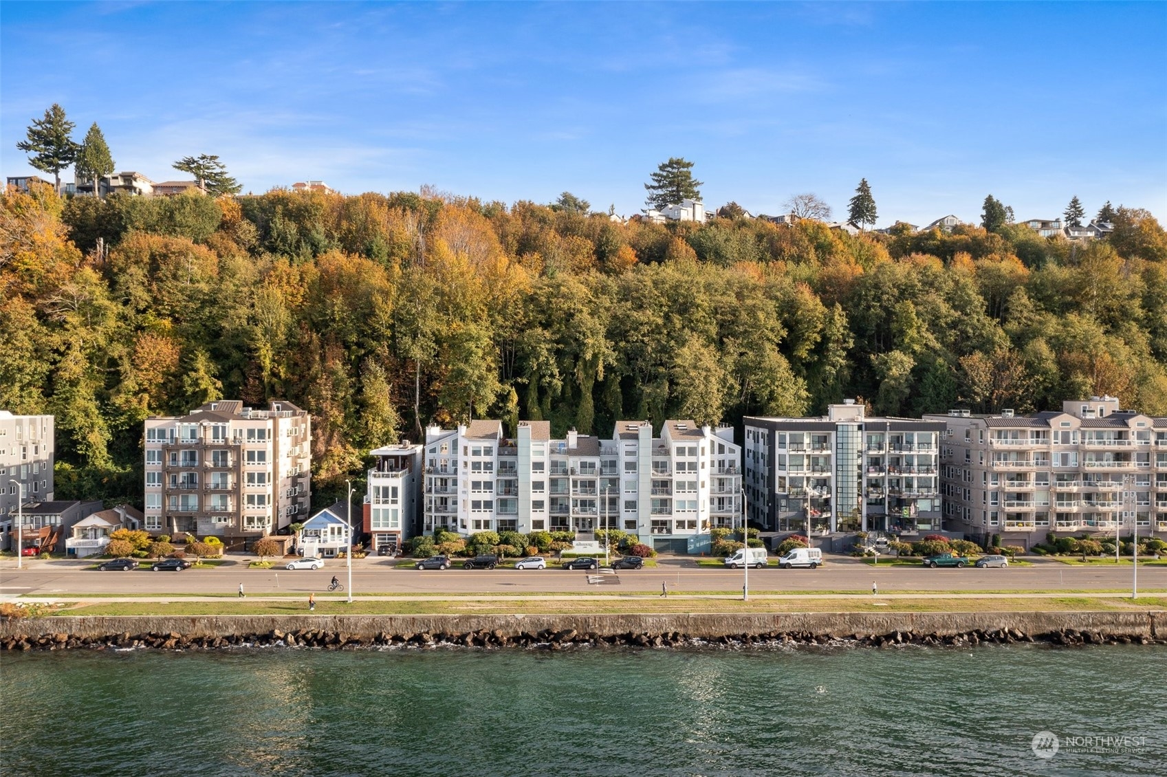 1526 Alki Avenue SW Unit: 201