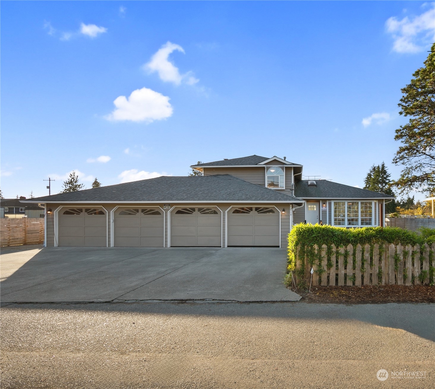 12115 10th Avenue SW