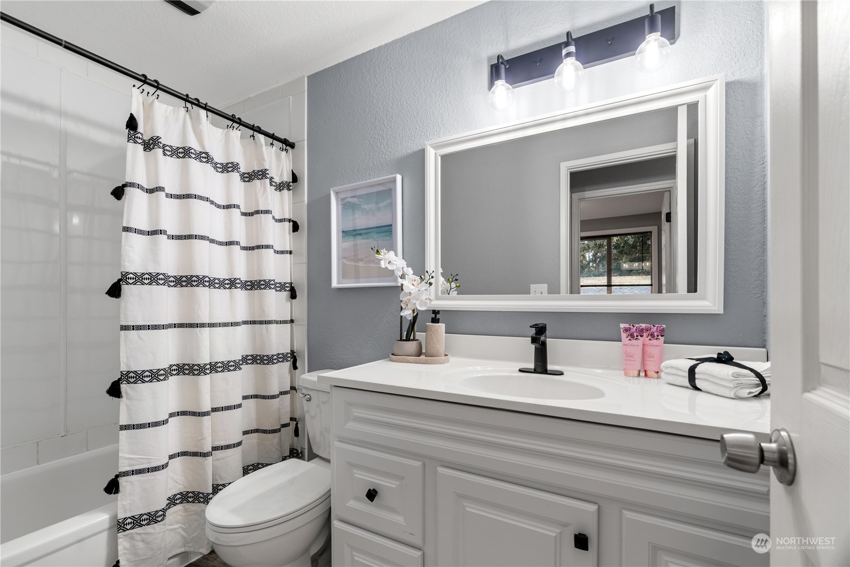 14315 123rd Avenue NE Unit: B