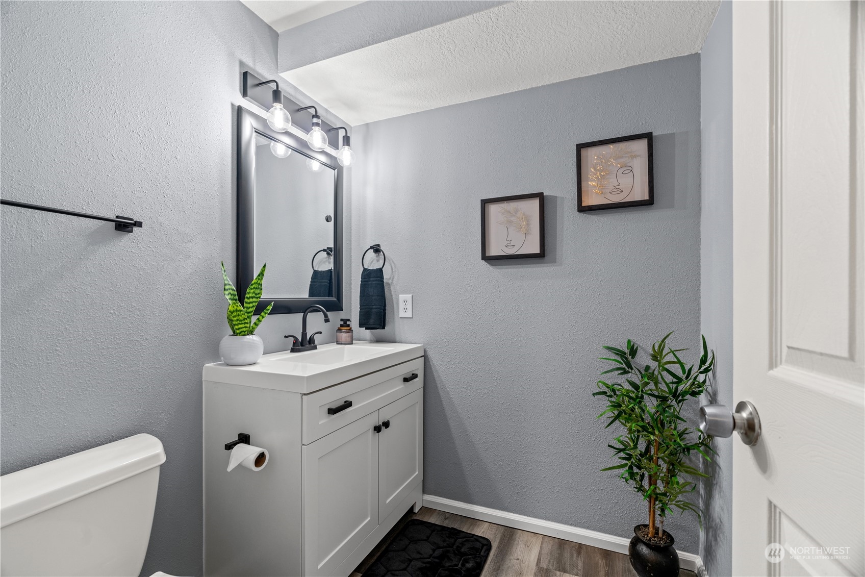 14315 123rd Avenue NE Unit: B