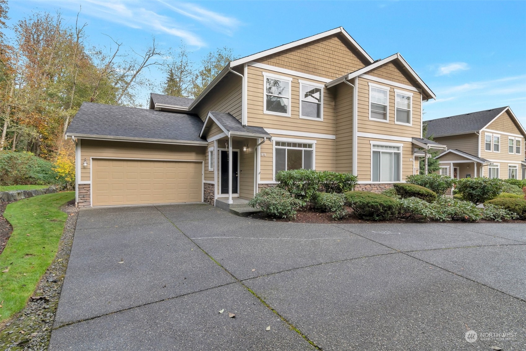 5300 Glenwood Avenue Unit: P1