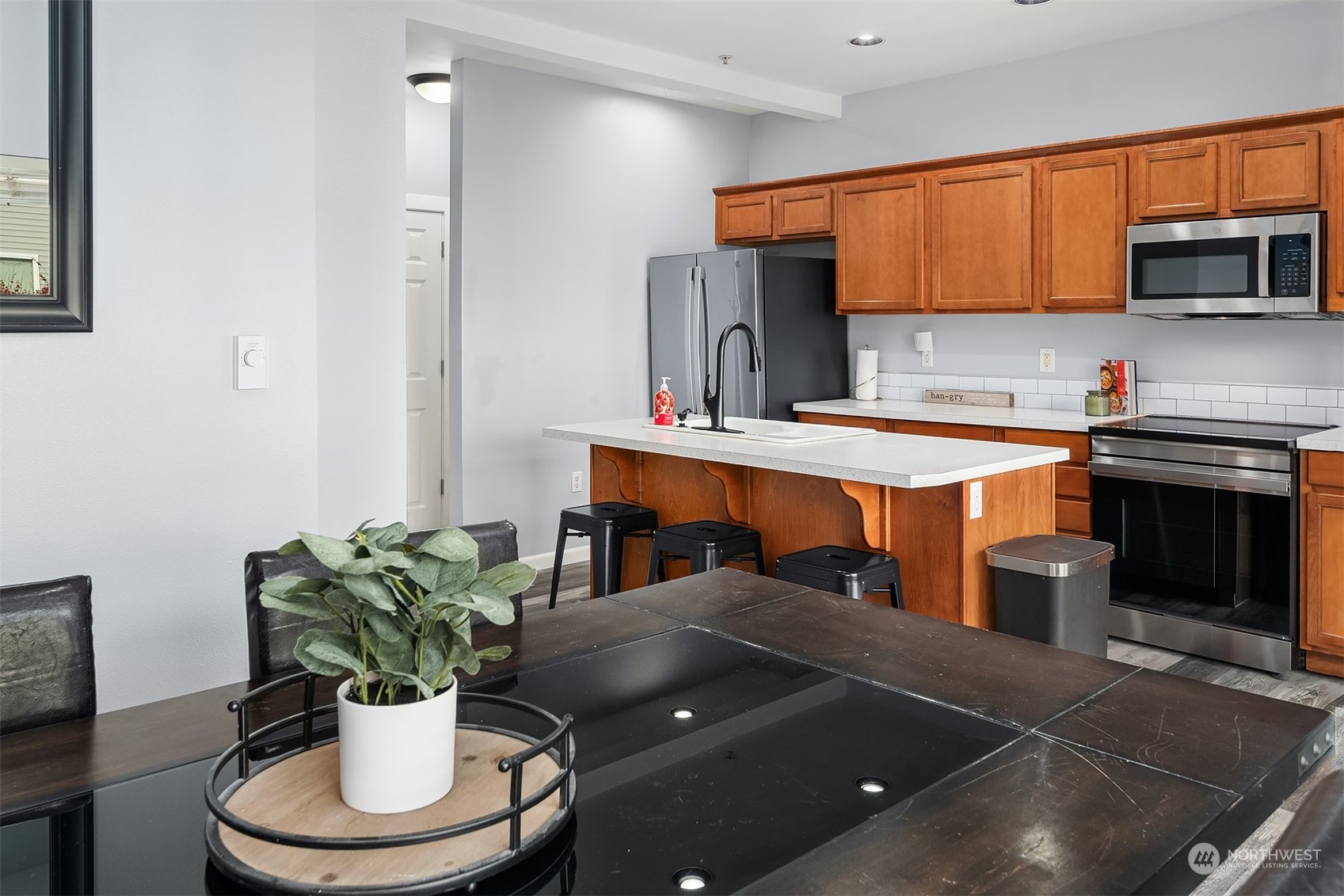 5307 Military Road E Unit: B