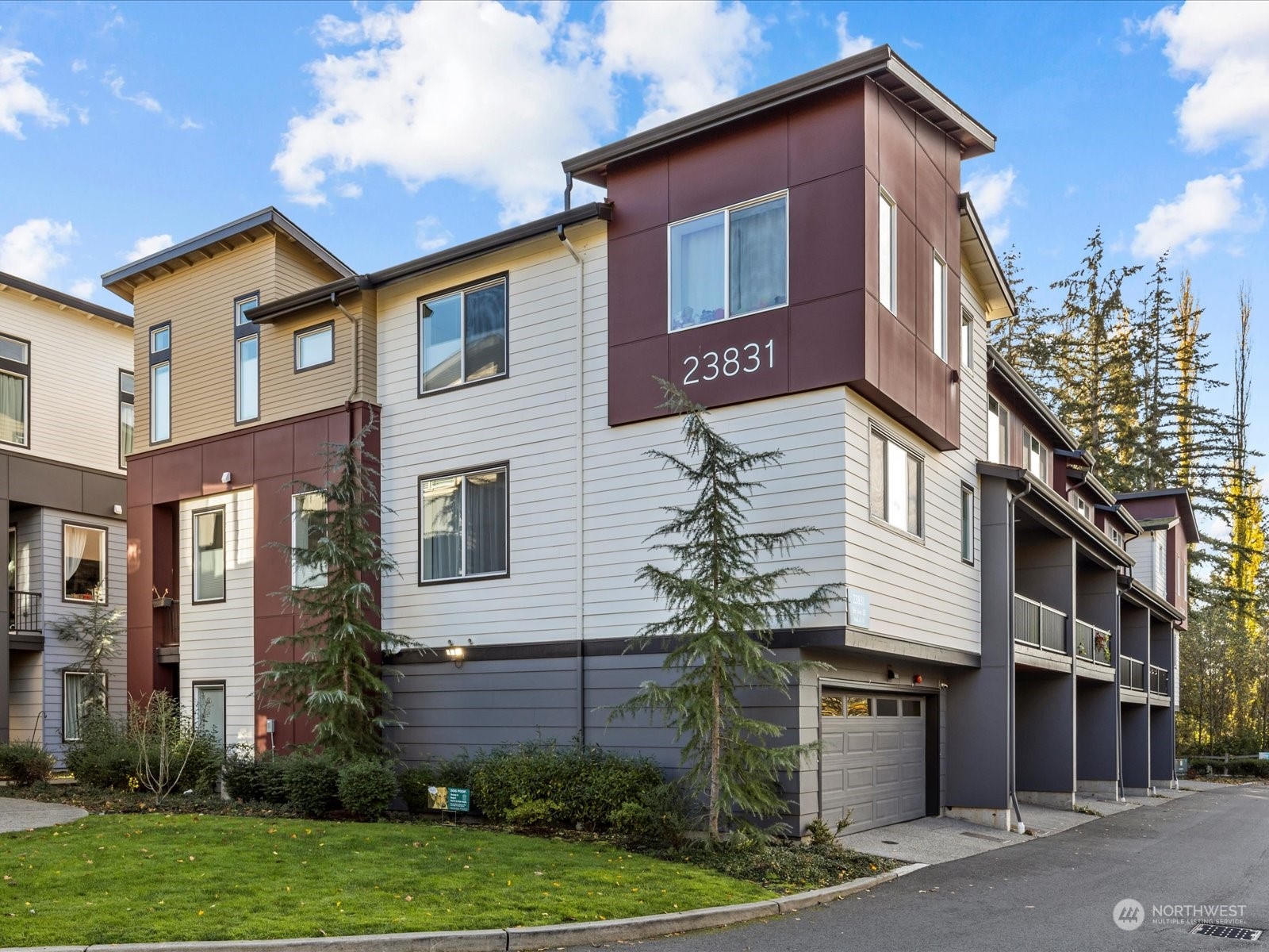 23831 5th Avenue SE Unit: B