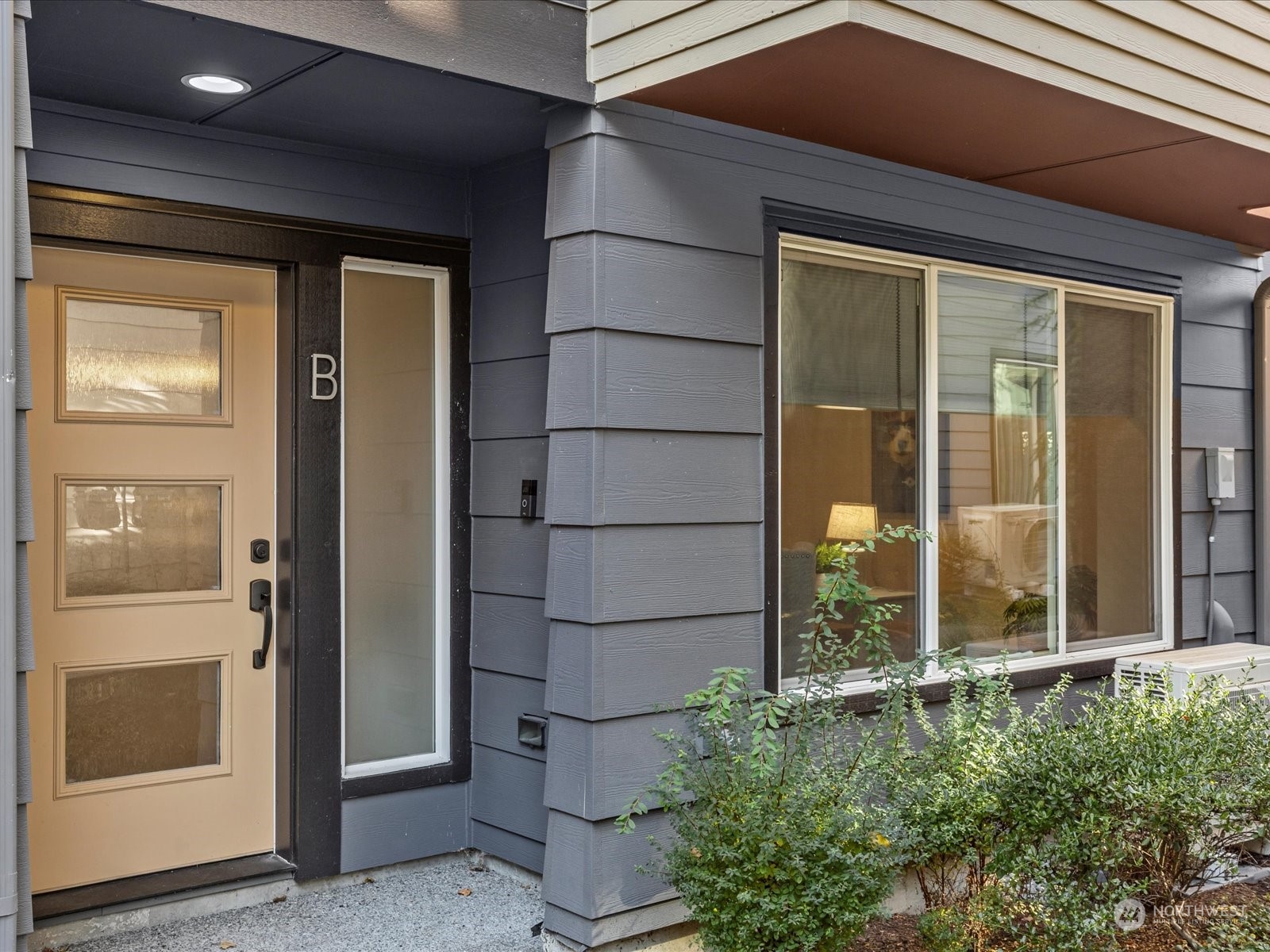 23831 5th Avenue SE Unit: B