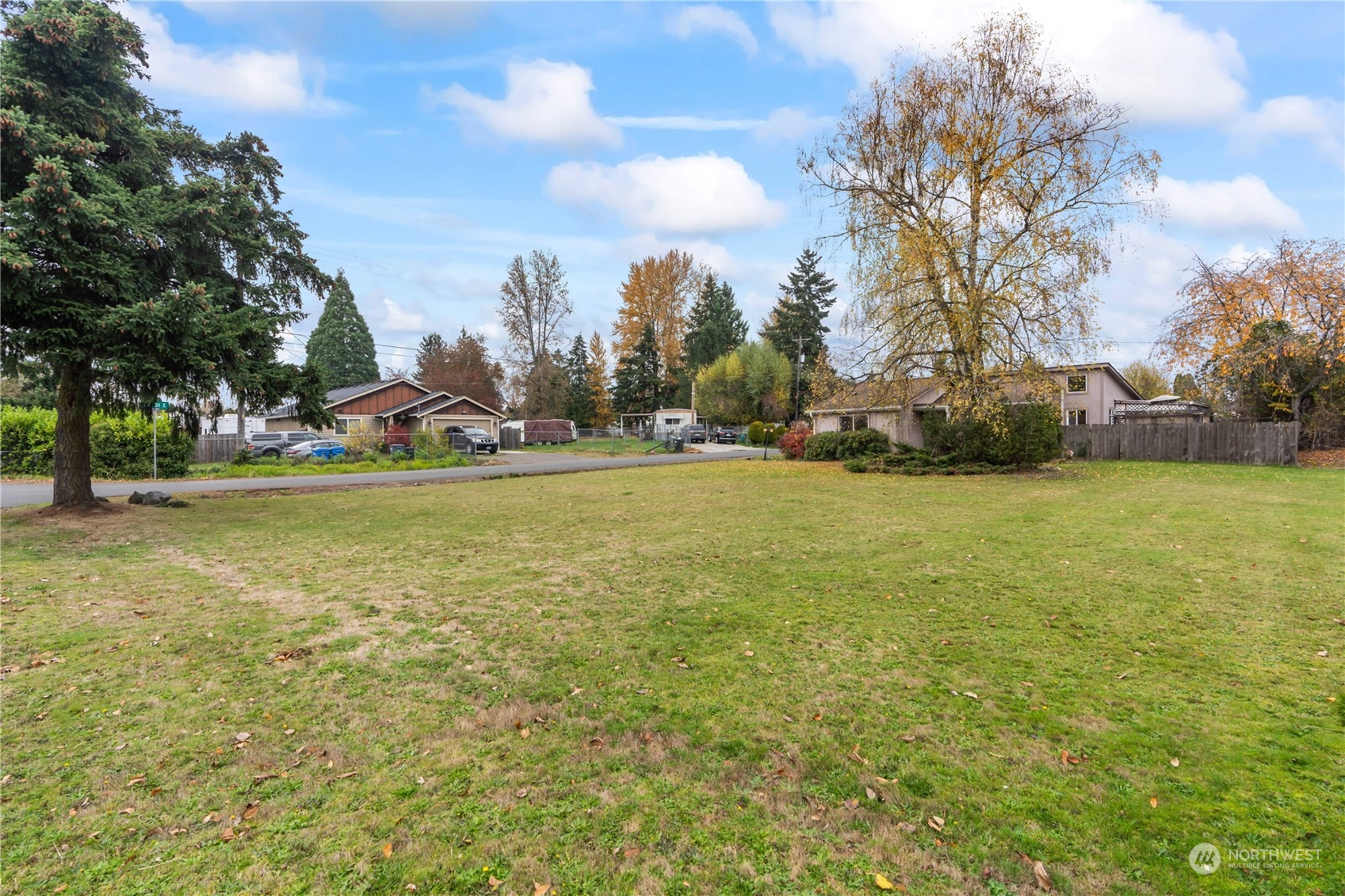 10301 Golden Givens Road E