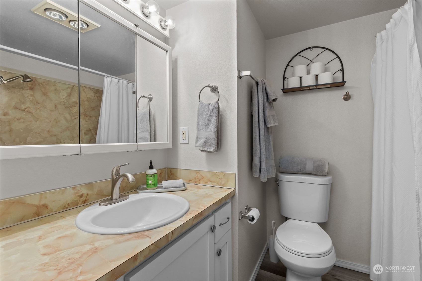 327 128th Street SE Unit: M-123