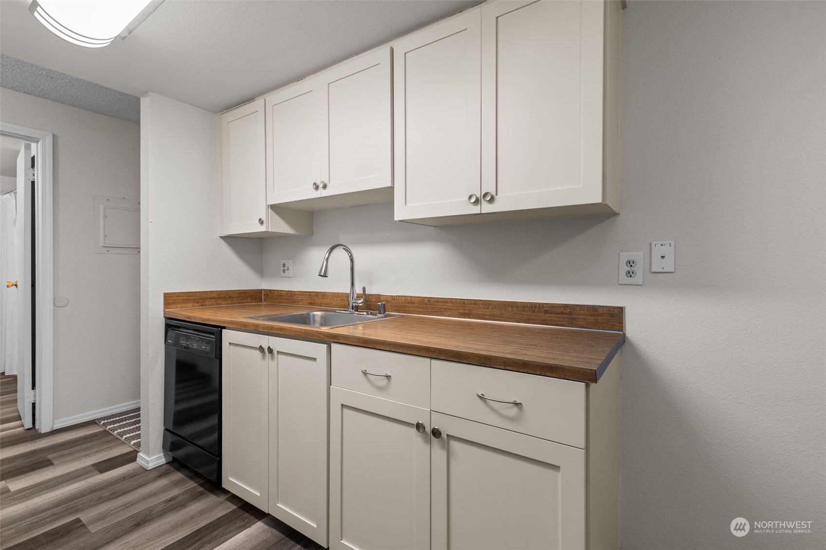 327 128th Street SE Unit: M-123