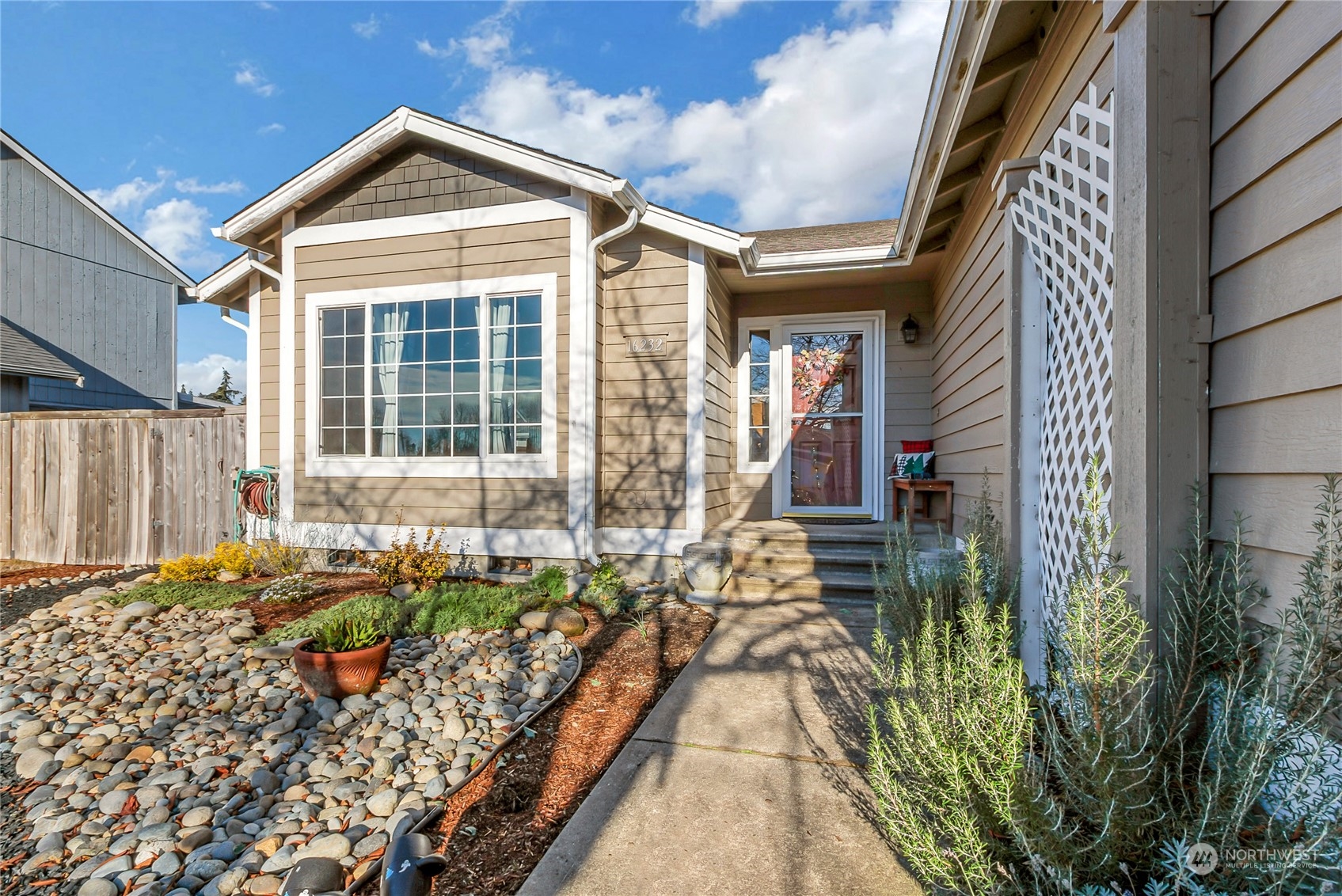 16232 Prairie Creek Loop SE
