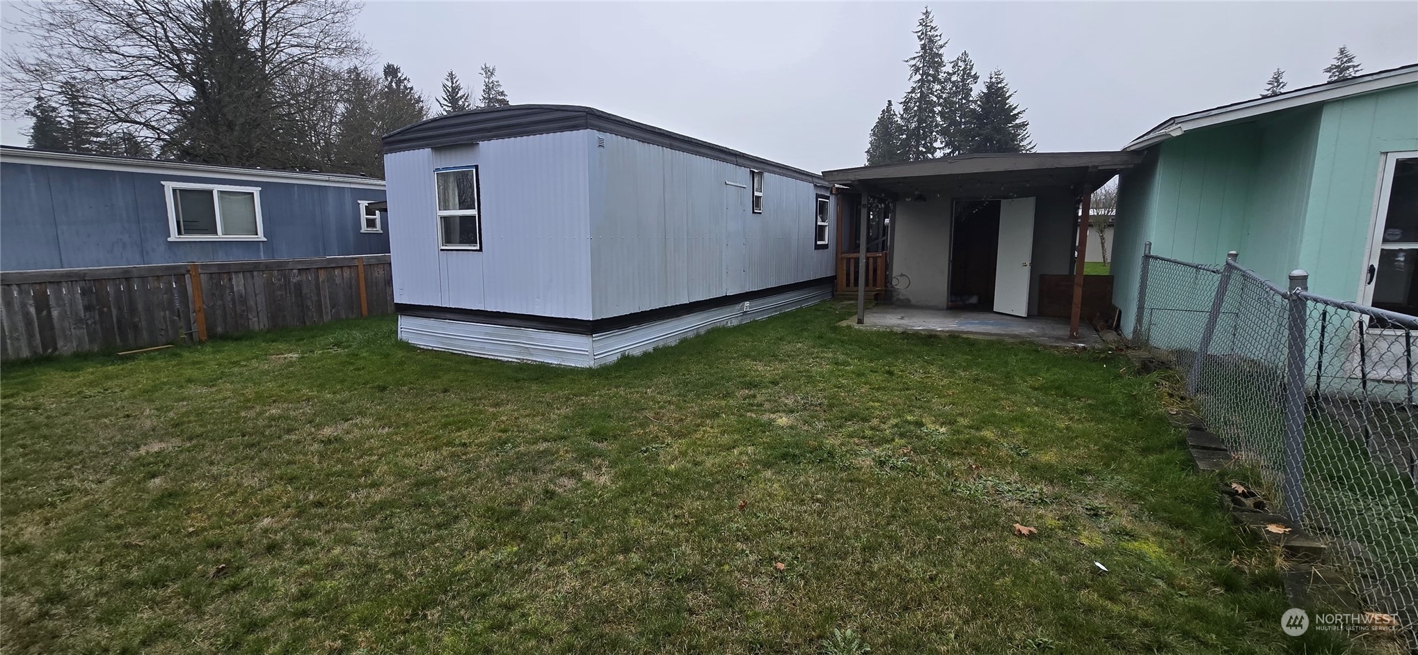 819 E 204th Street E Unit: 20