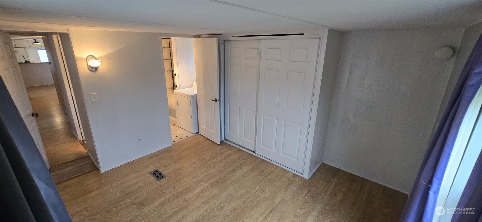 819 E 204th Street E Unit: 20