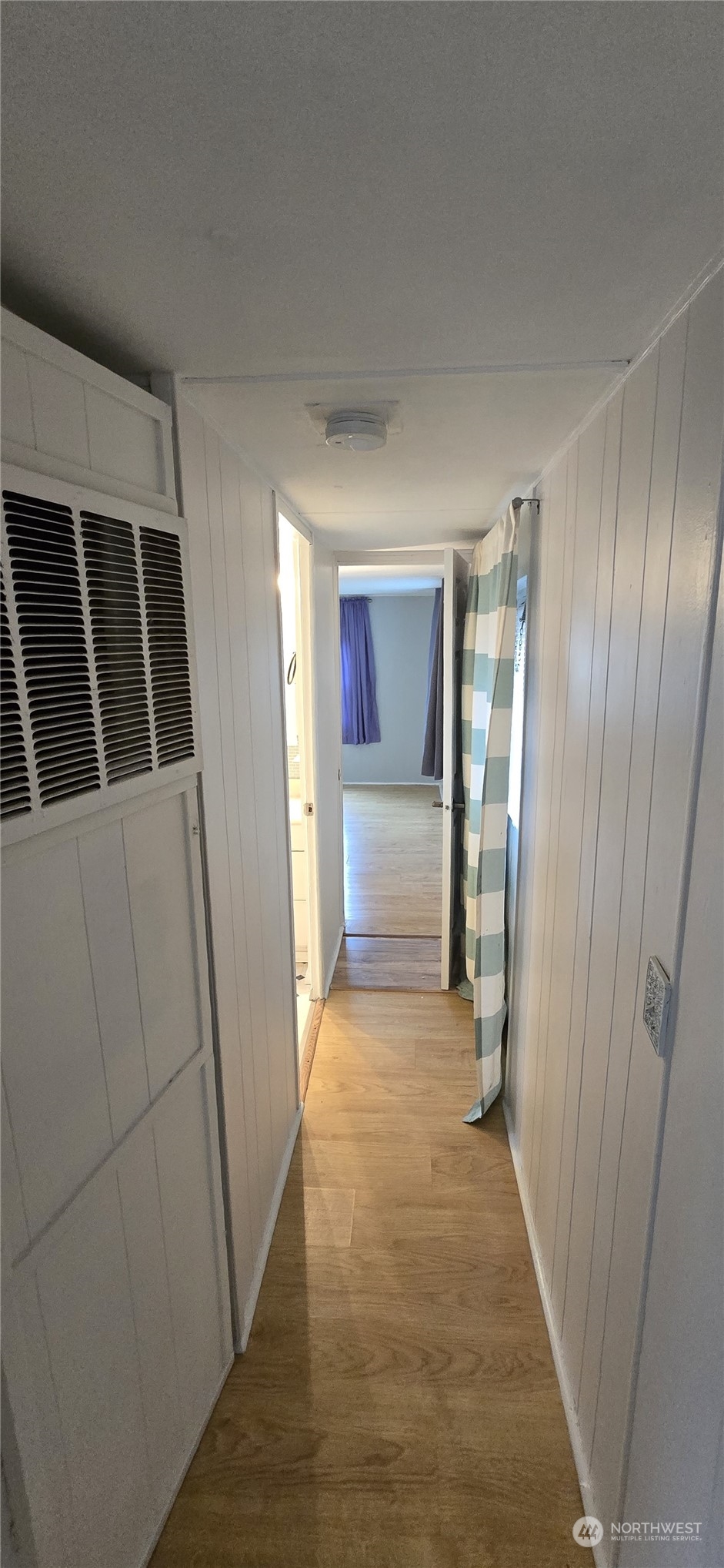 819 E 204th Street E Unit: 20