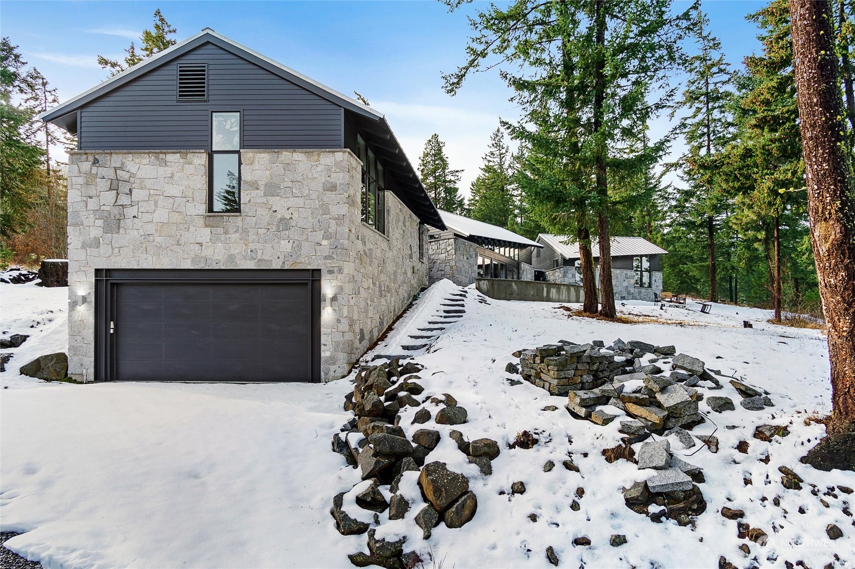 320 Palouse Road