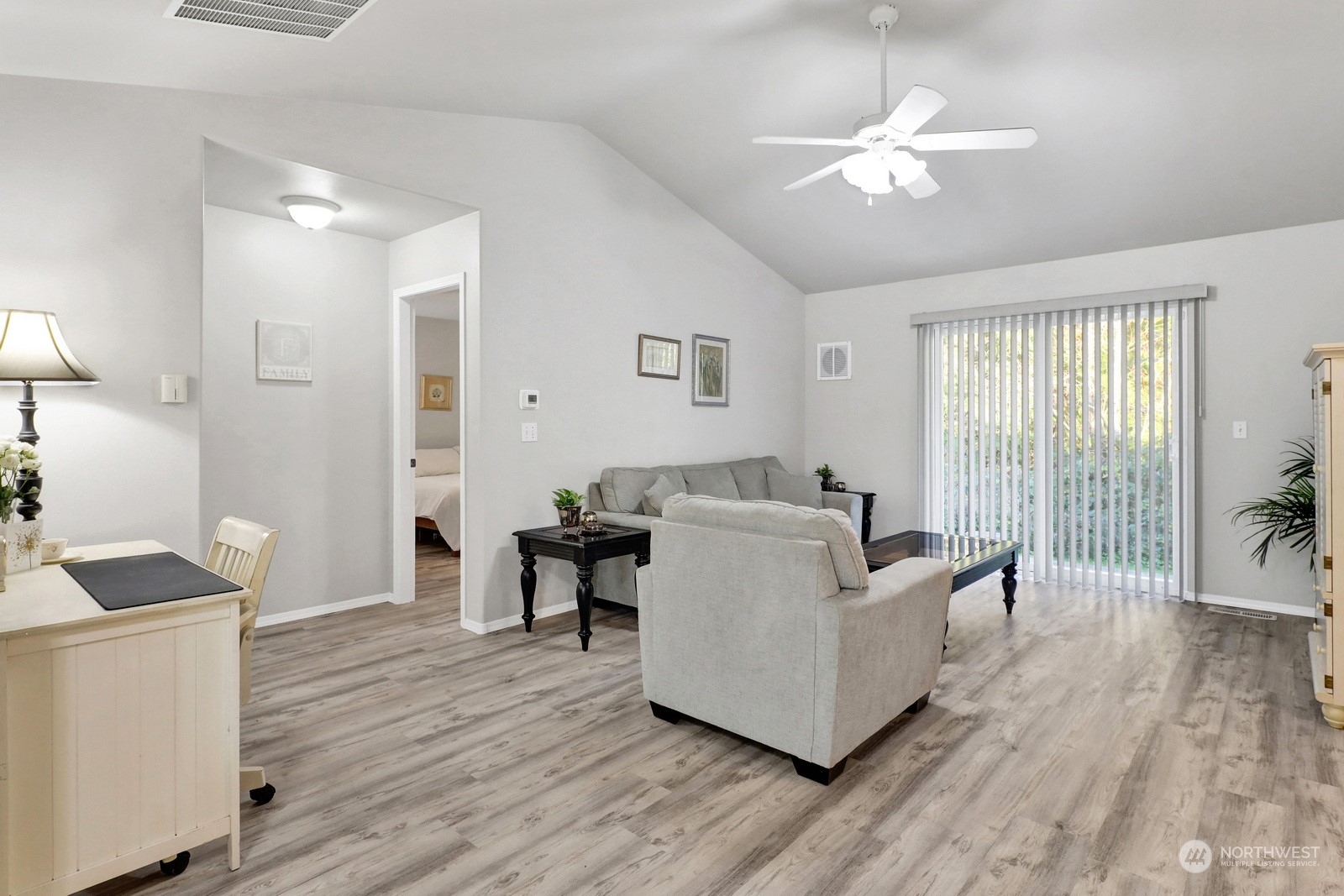 4402 Lateener Lane