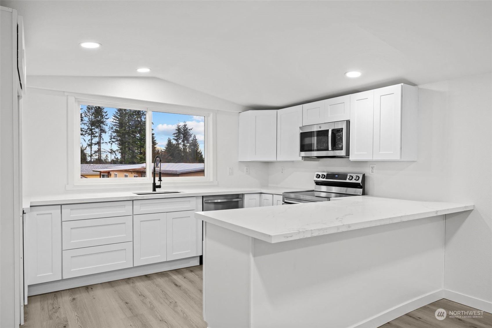 21708 102nd Street Court E Unit: 28